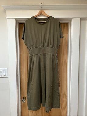 Everlane Olive Green Short-Sleeve Midi Dress